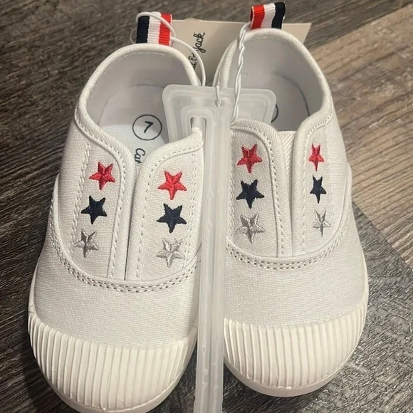 Kid’s shoes - Picture 1 of 7